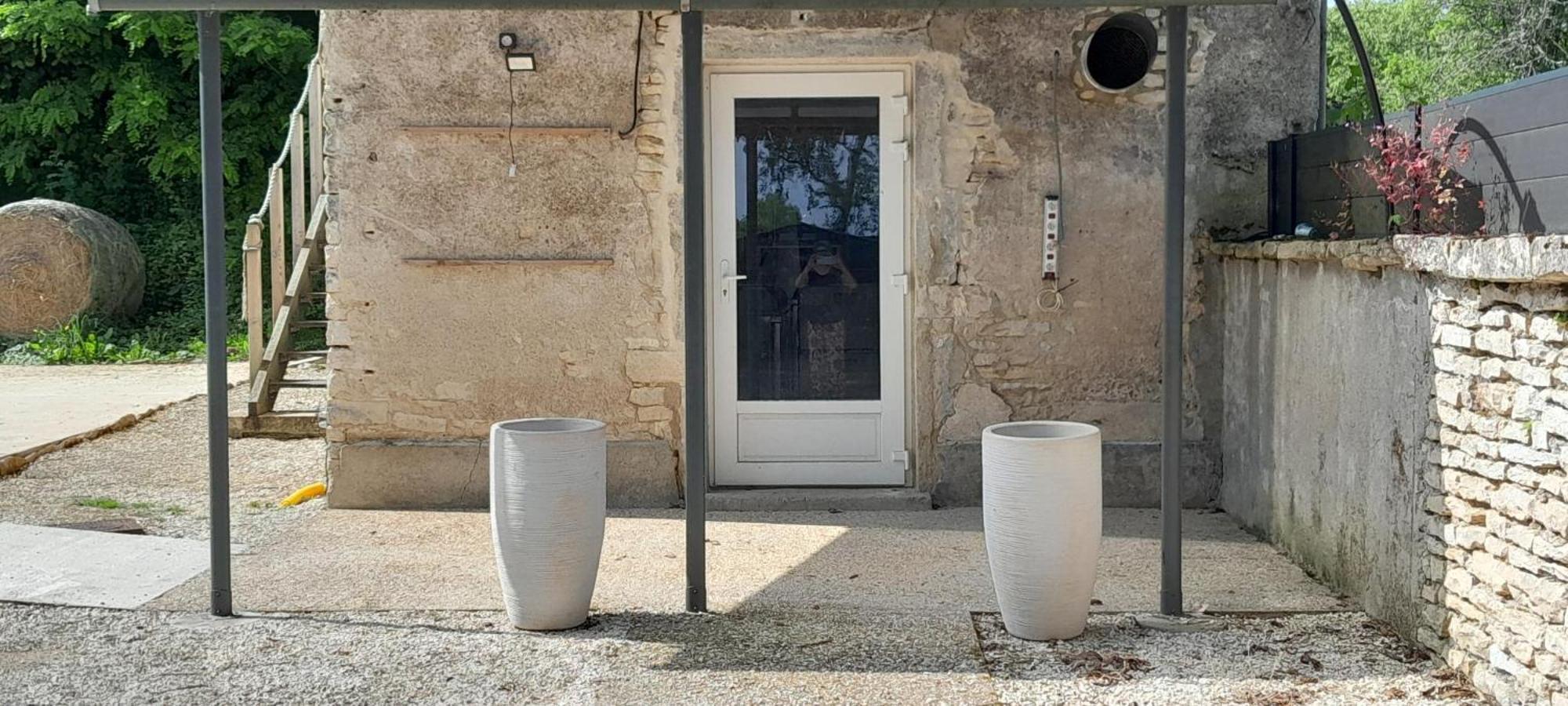 Suite privée indépendant dans ancien pigeonniet Pouilly-sur-Vingeanne Exterior foto